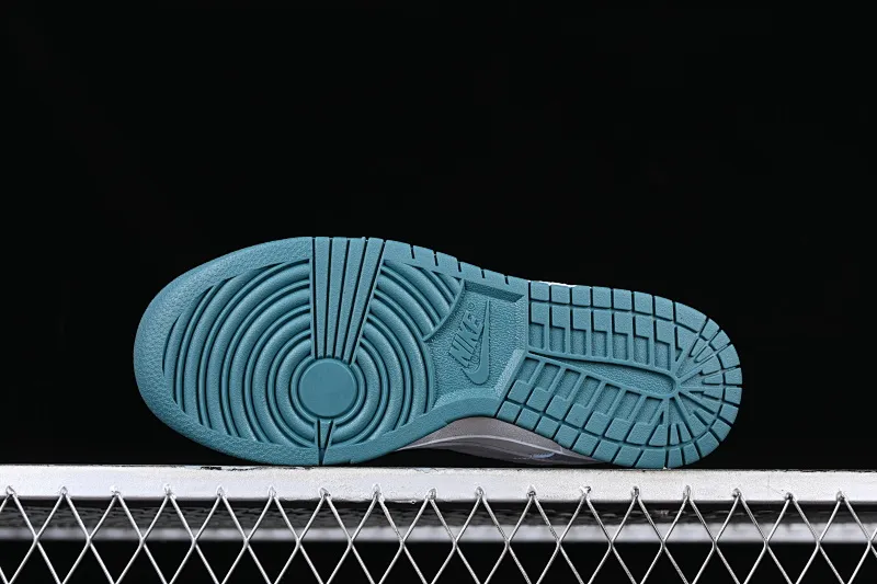 All categories Nk SB Dunk series Nk SB Dunk Low low-top sneakers Nk SB Dunk Low Frozen color SB low-top sports and leisure sneakers FD9911-101